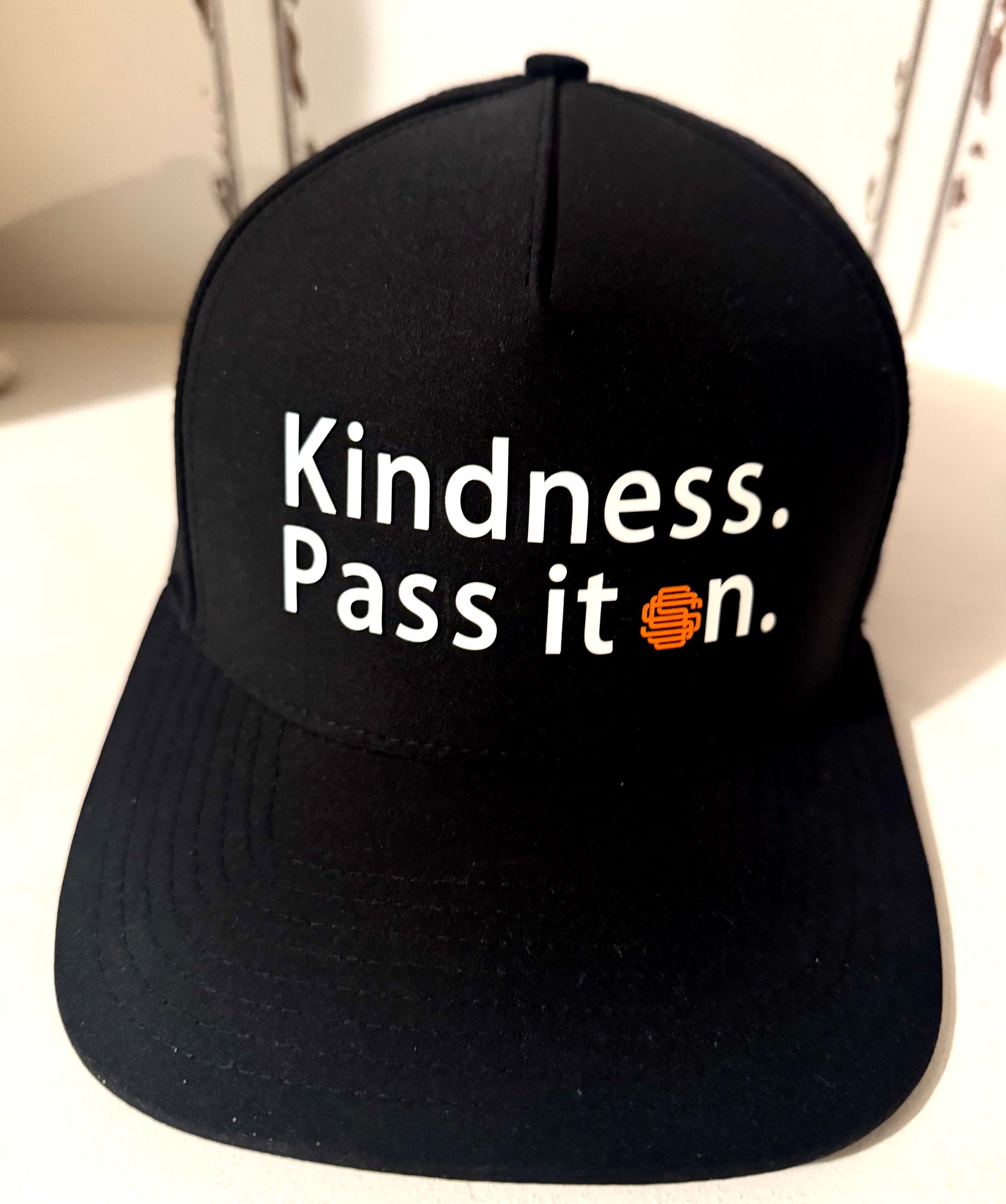 Kindness Pass it on, kindness cap